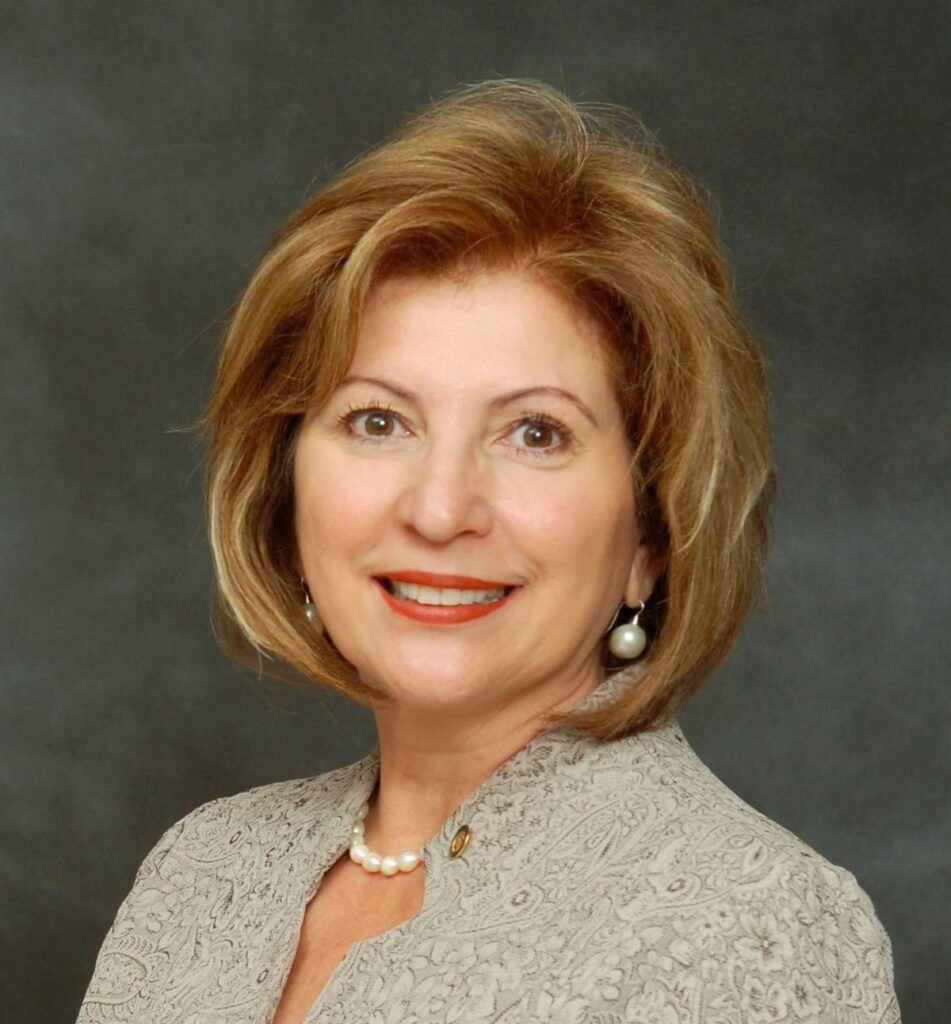 Janet Cruz